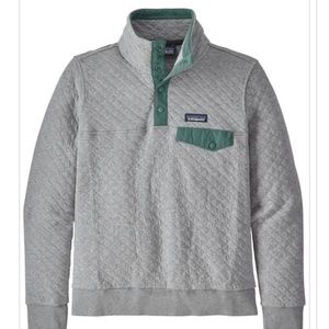 Patagonia women’s organic cotton quilt snap t pullover